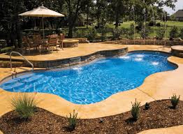 Eminence Pools - fiberglass pool manufacturer