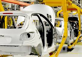 manufacturer in Spanish | English-Spanish translator | Nglish by Britannica - manufacturer in spanish
