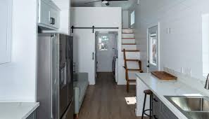 The 5 Best Tiny House Manufacturers That Should Be on Your Radar - tiny homes manufacturer