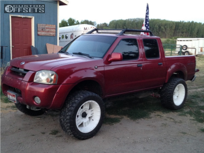 A relevant stock photo of 2000 nissan frontier custom in a typical setting.