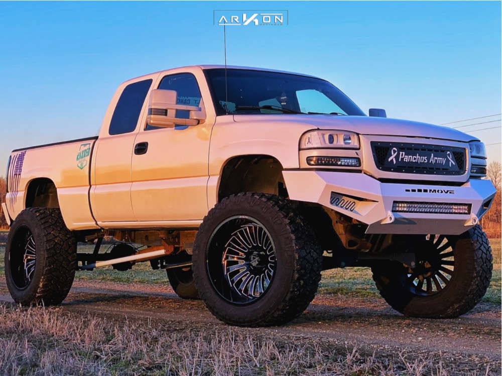 A relevant stock photo of 2001 gmc sierra custom in a typical setting.