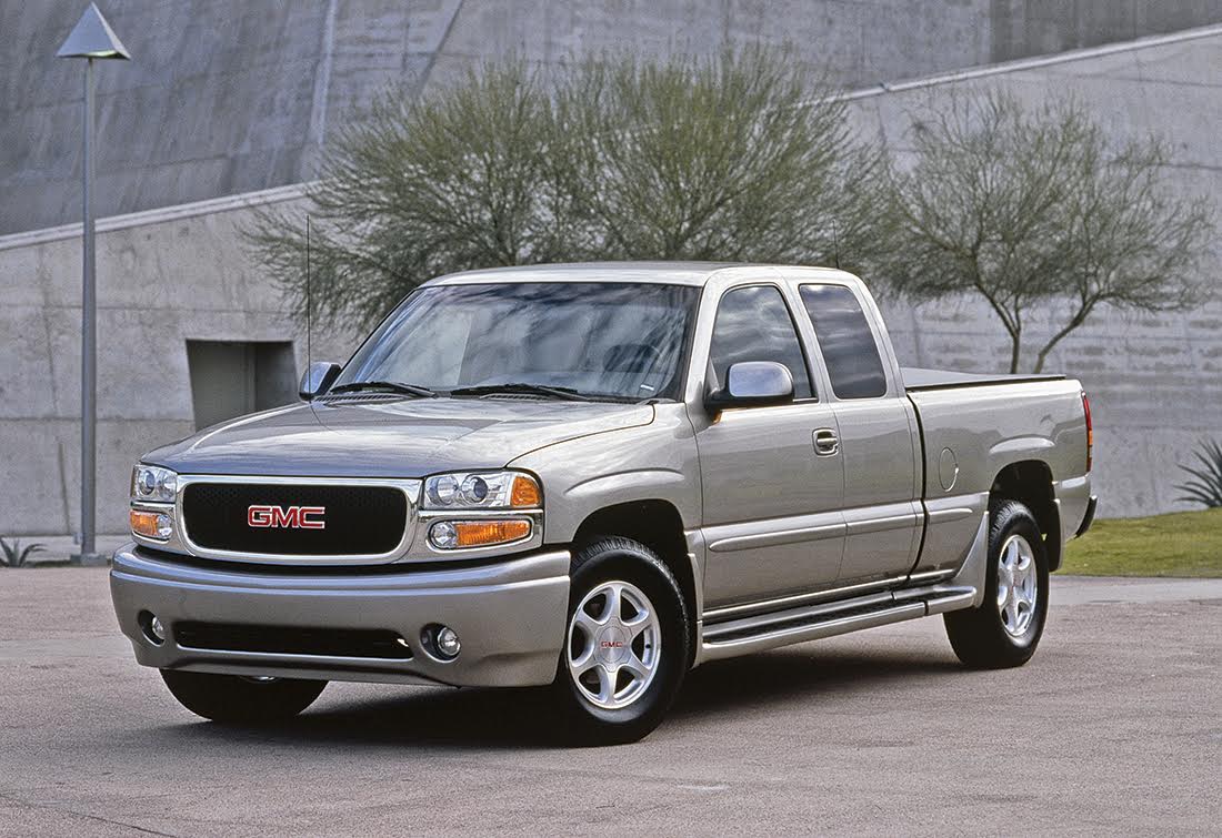 A relevant stock photo of 2001 gmc sierra custom in a typical setting.