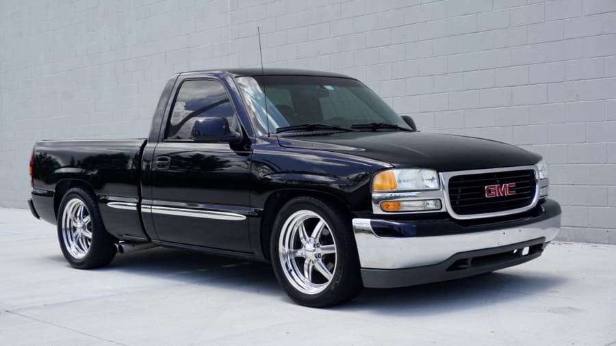 A relevant stock photo of 2002 gmc sierra custom in a typical setting.