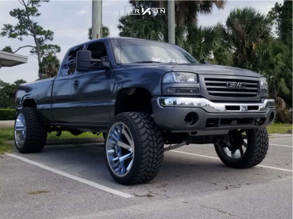 A relevant stock photo of 2004 gmc sierra custom in a typical setting.
