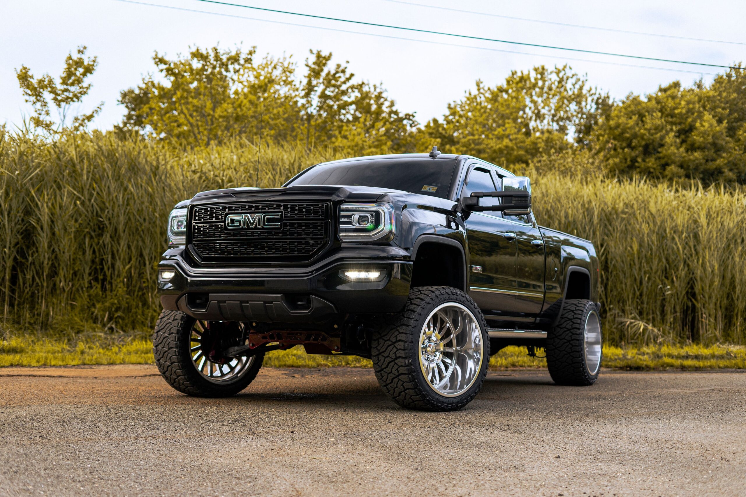 A relevant stock photo of 2016 gmc sierra custom in a typical setting.