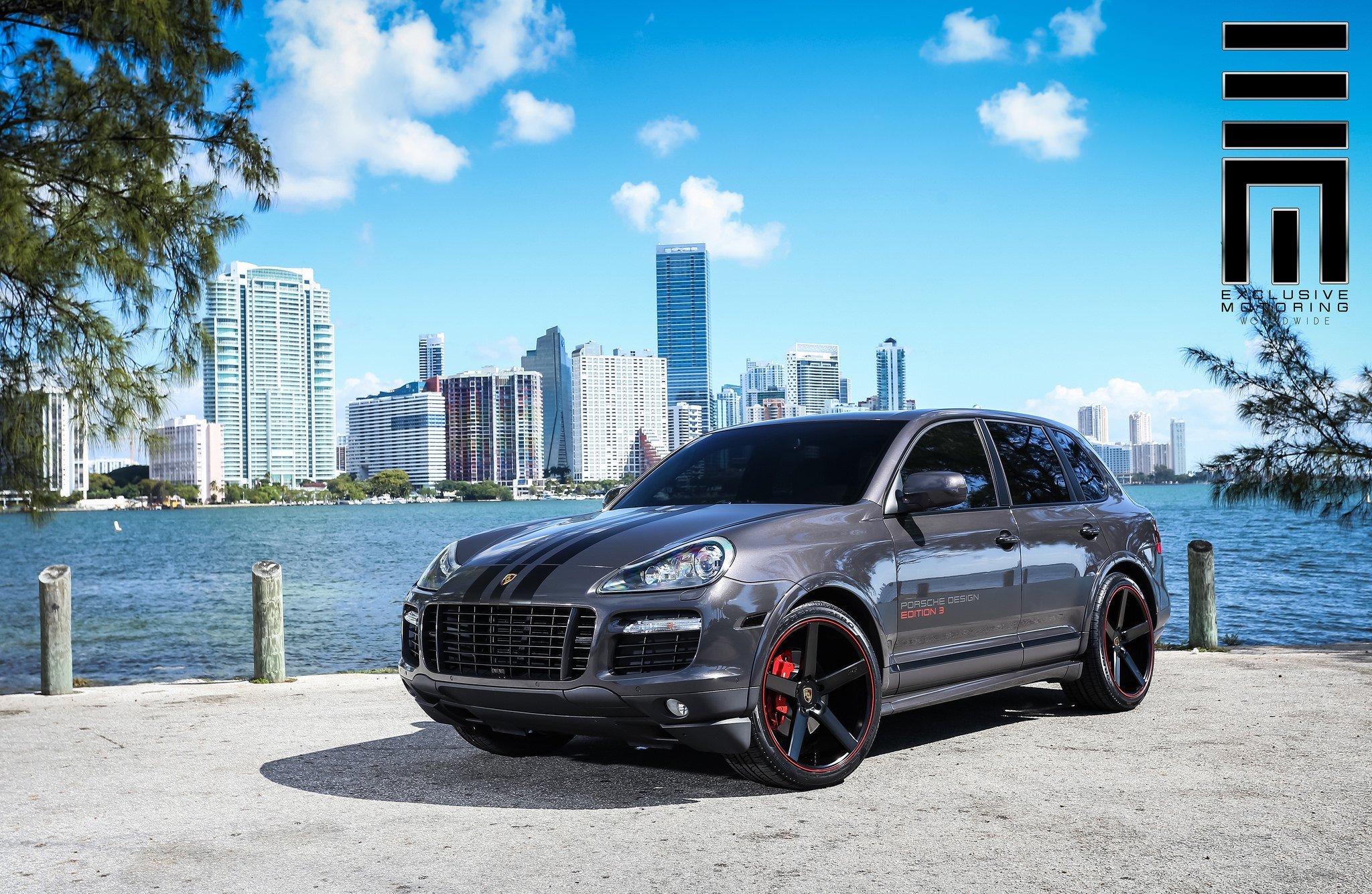 A relevant stock photo of cayenne custom in a typical setting.
