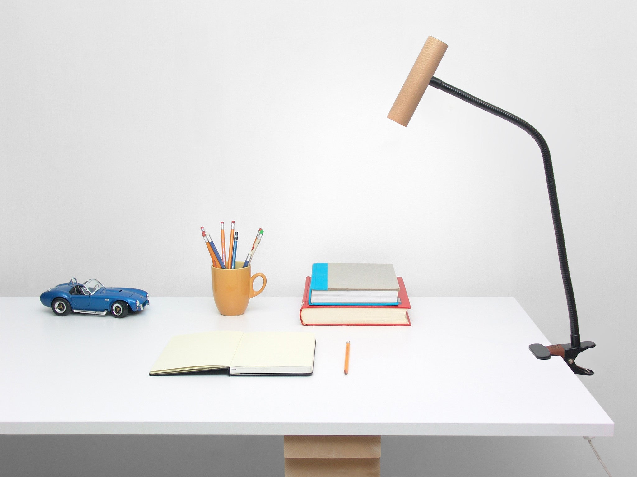 A relevant stock photo of desk lamp manufacturer in a typical setting.