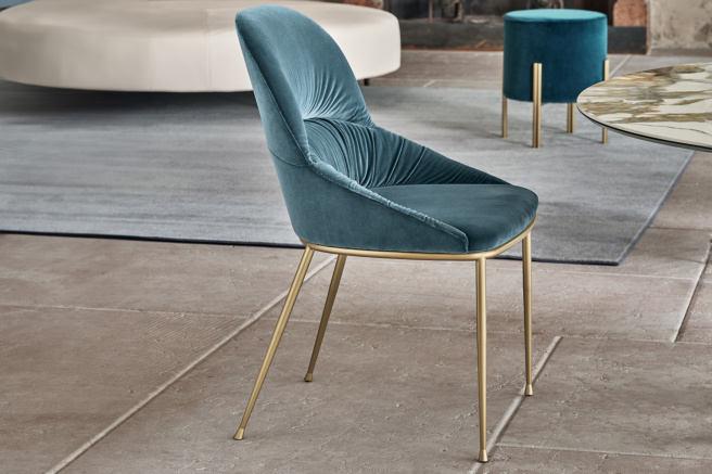 A relevant stock photo of dining chair manufacturer in a typical setting.