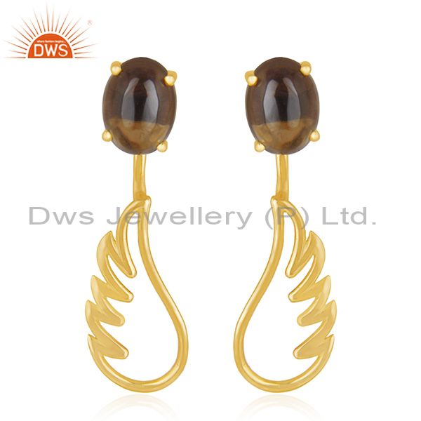 A relevant stock photo of earring manufacturer in a typical setting.