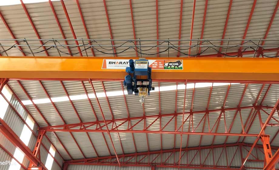 A relevant stock photo of EOT Crane Manufacturers in Pune in a typical setting.