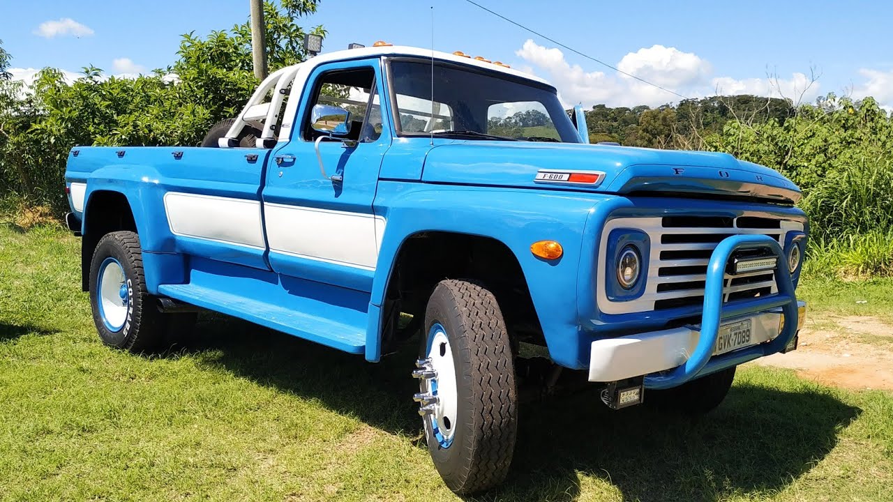 A relevant stock photo of ford f600 custom in a typical setting.