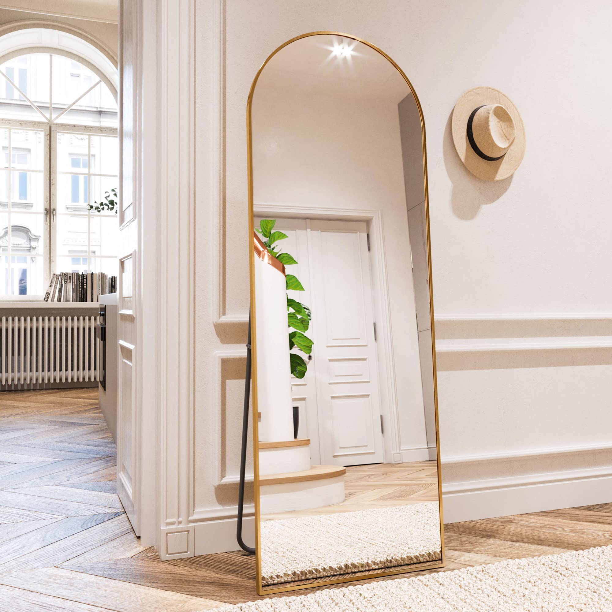 A relevant stock photo of full length mirror manufacturer in a typical setting.