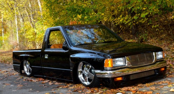 A relevant stock photo of isuzu pickup custom in a typical setting.