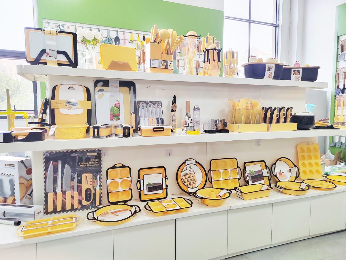 A relevant stock photo of kitchenware supplier in a typical setting.