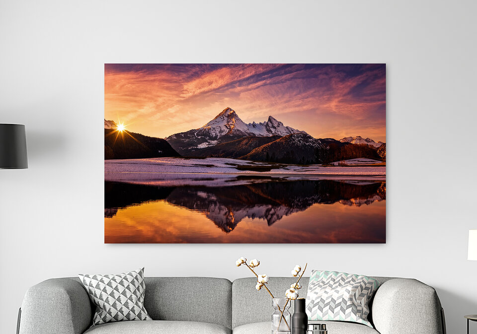 A relevant stock photo of metal wall art supplier in a typical setting.
