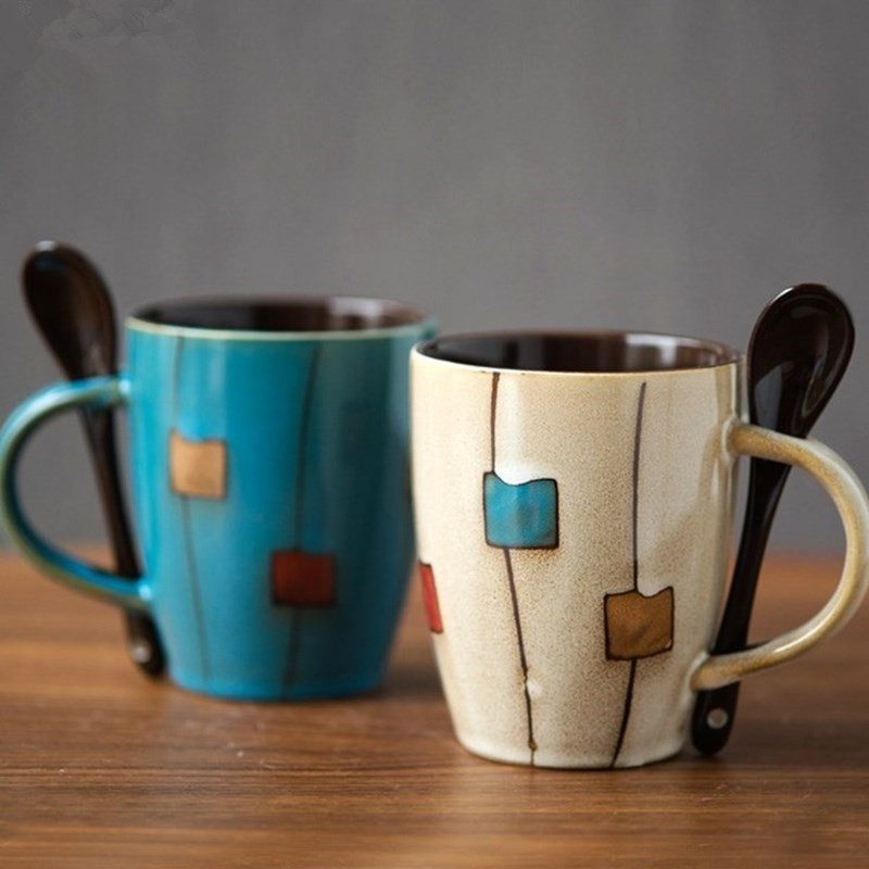 A relevant stock photo of mug manufacturer in a typical setting.