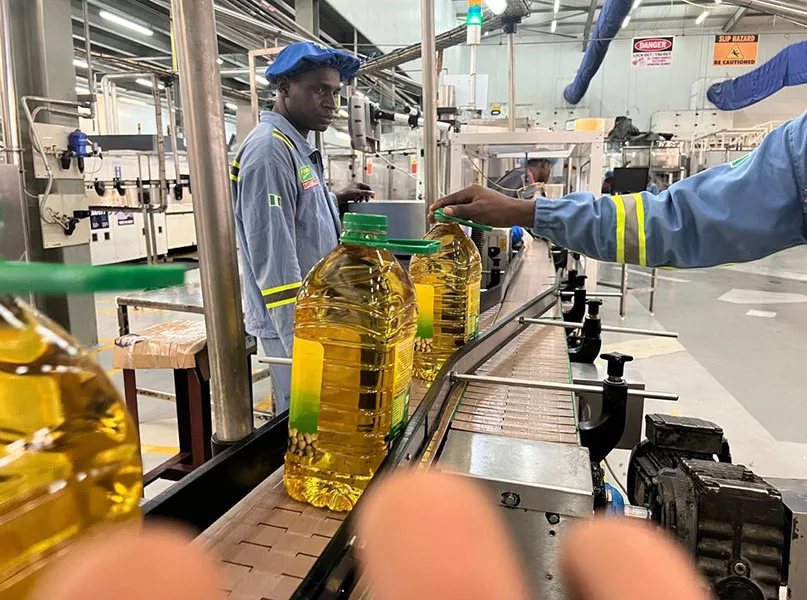 A relevant stock photo of oil manufacturer in a typical setting.