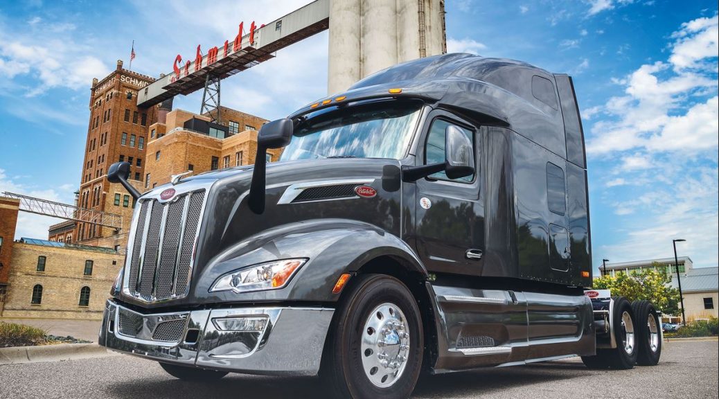 A relevant stock photo of peterbilt 579 custom in a typical setting.