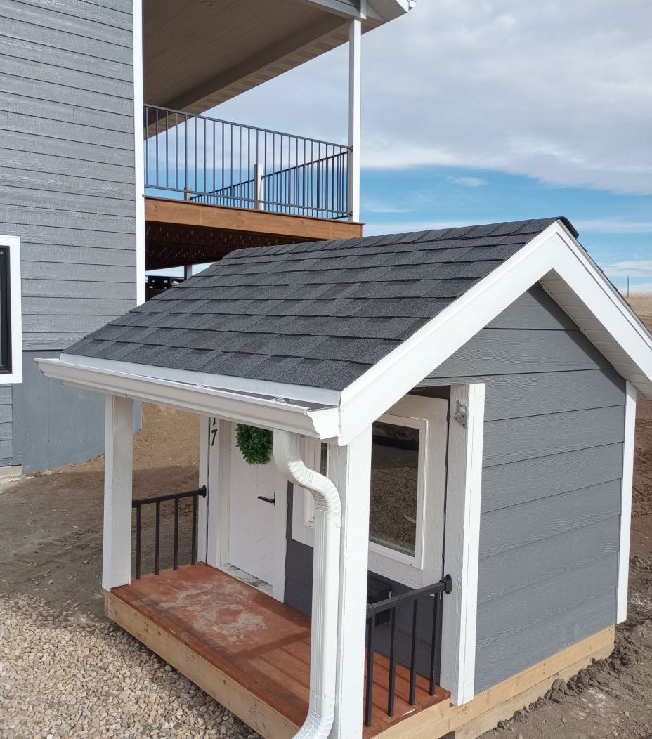 A relevant stock photo of playhouse custom in a typical setting.