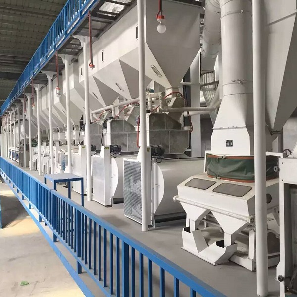 A relevant stock photo of rice mill manufacturer in a typical setting.