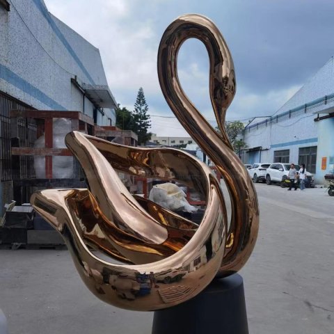 A relevant stock photo of sculpture manufacturer in a typical setting.