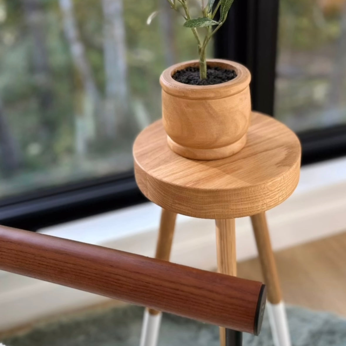 A relevant stock photo of side table manufacturer in a typical setting.