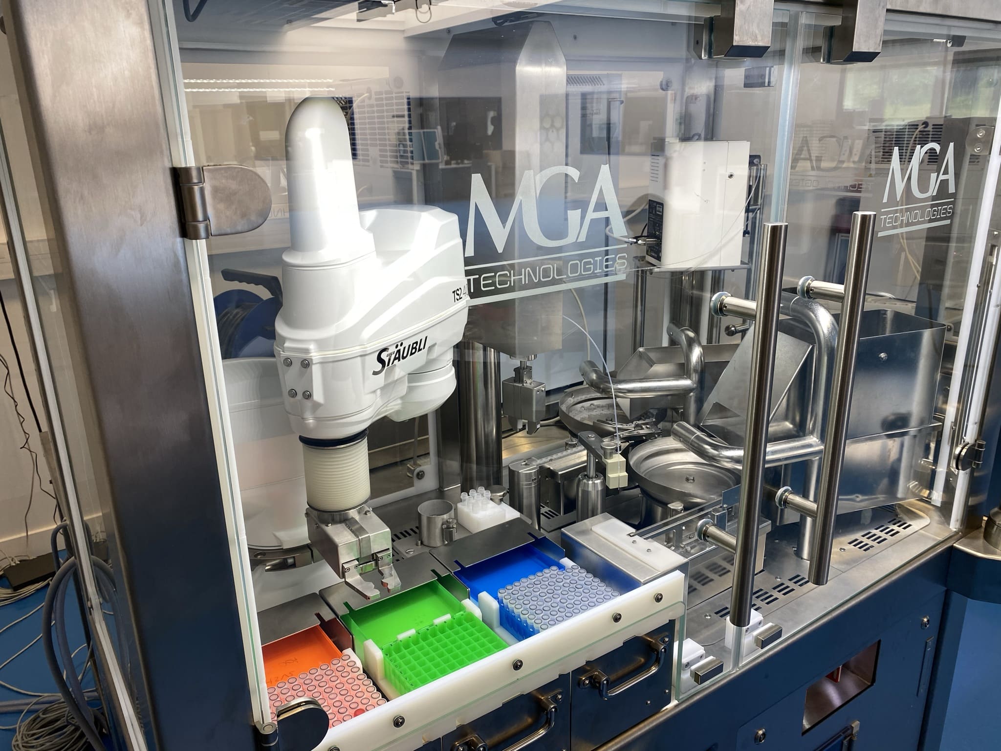 A relevant stock photo of test tube manufacturer in a typical setting.