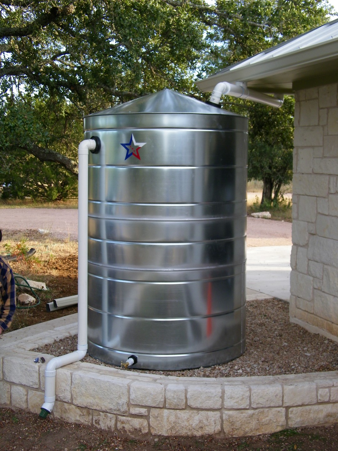 Illustrative example of steel water tank 500 ltr price from Google Search